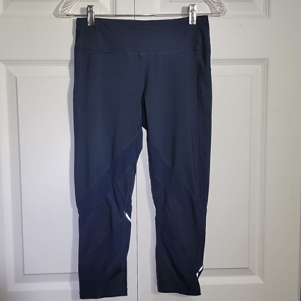 𝅺Zella Cropped Leggings Black Size Small